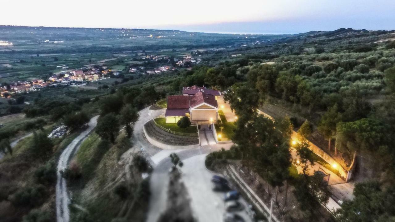 Agriturismo Tenuta Villa Catena Paglieta 外观 照片